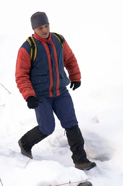 Kış çalışan adam — Stok fotoğraf