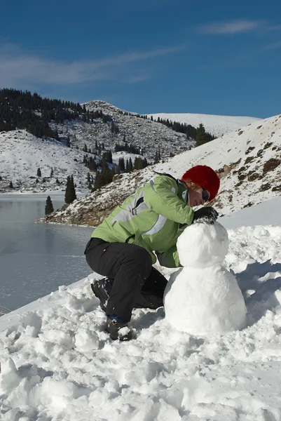 Να ένα οικοδομήσουμε χιονάνθρωπος — Φωτογραφία Αρχείου