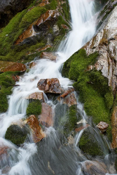 滝をぼかし — ストック写真