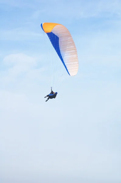 Lot spadochronem — Zdjęcie stockowe