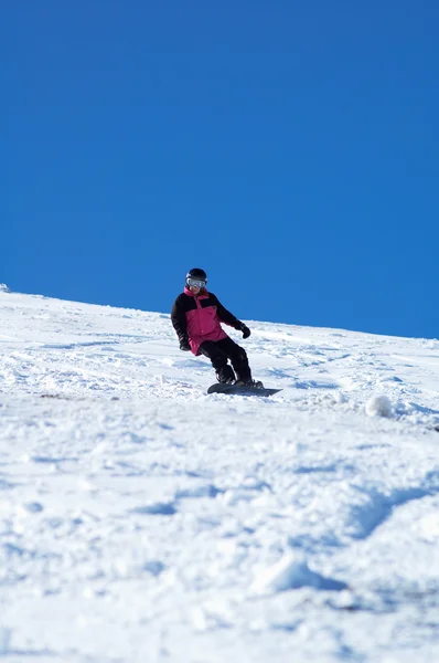 Rosafarbenes Snowboard-Mädchen — Stockfoto