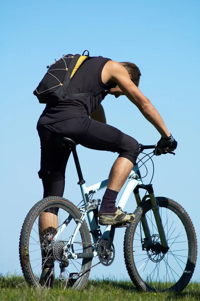 Zmęczony rowerzysta — Zdjęcie stockowe