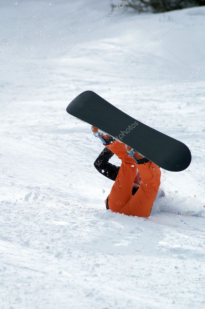 Snowboarder fall