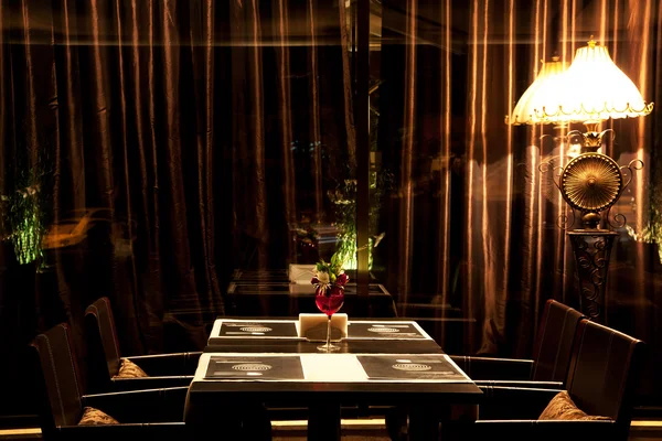 Interiör natt restaurang — Stockfoto
