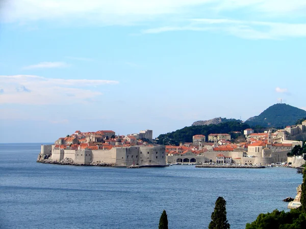Vue sur Dubrovnik depuis la mer — Photo
