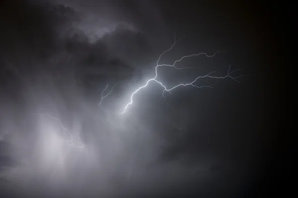 雨と雷 — ストック写真
