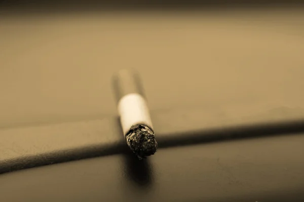 Cigarro retrô — Fotografia de Stock