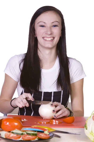Netter Teenager bereitet Essen zu — Stockfoto