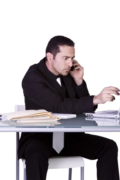 Affärsman på hans skrivbord arbetar — Stockfoto