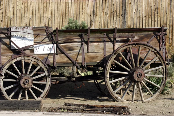 Régi antik Teherkocsi — Stock Fotó