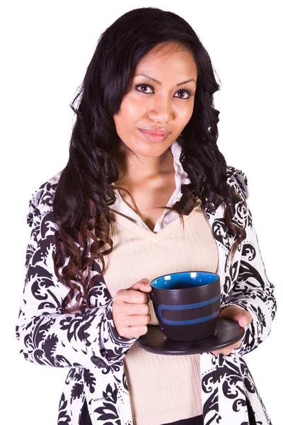 Kahve ayakta içme kadın — Stok fotoğraf