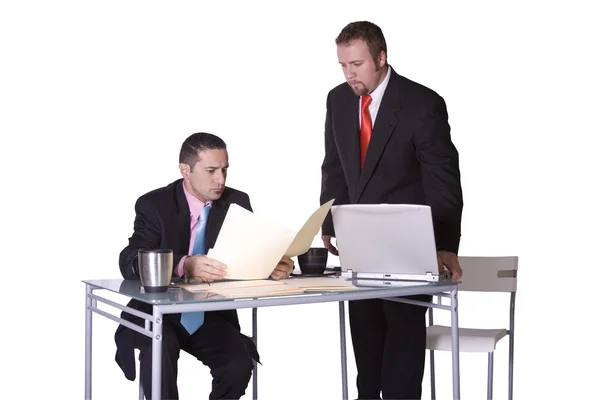 Dos hombres de negocios trabajando juntos —  Fotos de Stock
