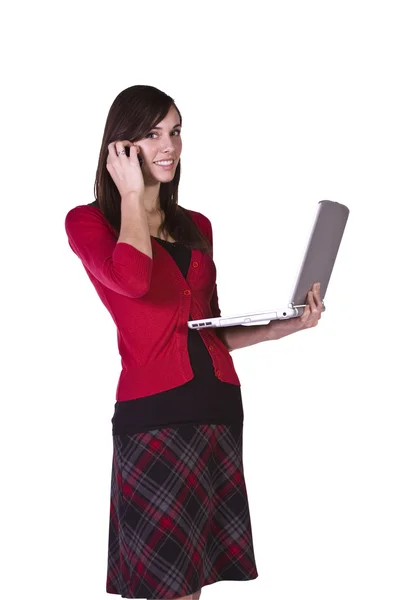 Vacker flicka håller en laptop — Stockfoto