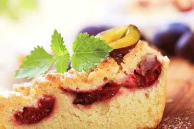 Plum cake clipart