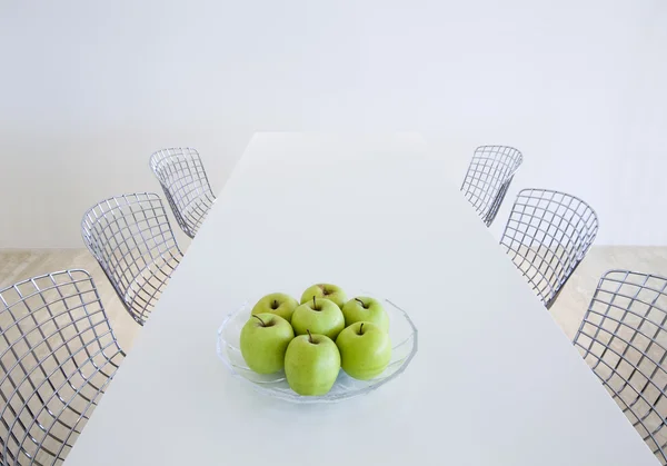 Modern kitchen table and chairs — Stock Photo, Image