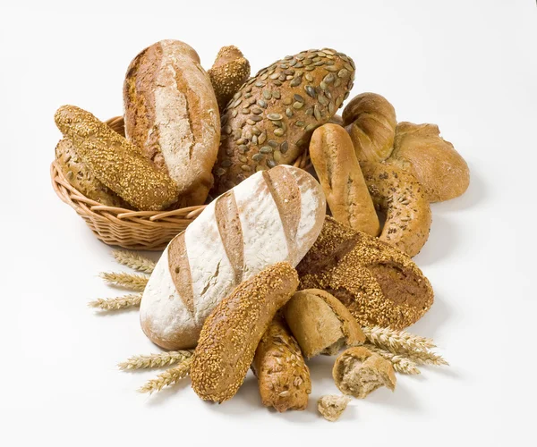 Разнообразие бурого хлеба — стоковое фото