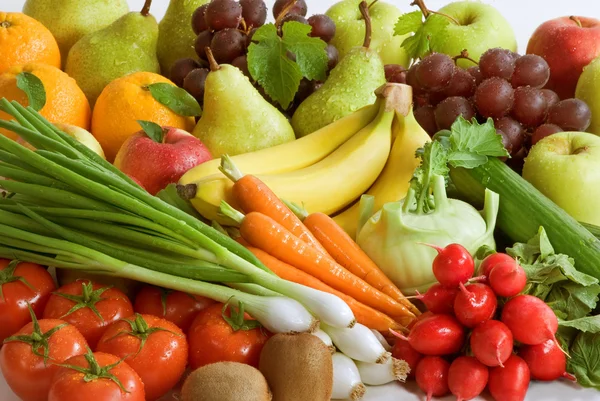 Assortment of fresh vegetables and fruit — Stock Photo, Image