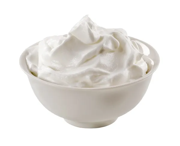 Чаша белого йогурта — стоковое фото