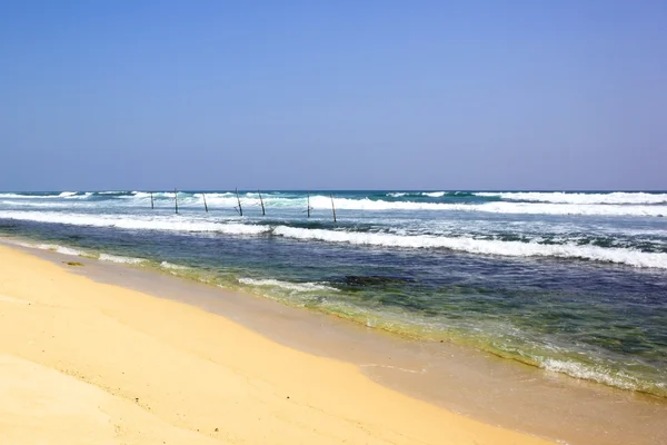 Песчаное море и небо — стоковое фото