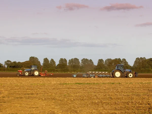 Çiftçilik haddeleme ve sondaj — Stok fotoğraf