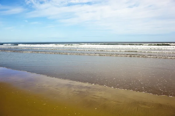 Песчаное море и небо 5 — стоковое фото