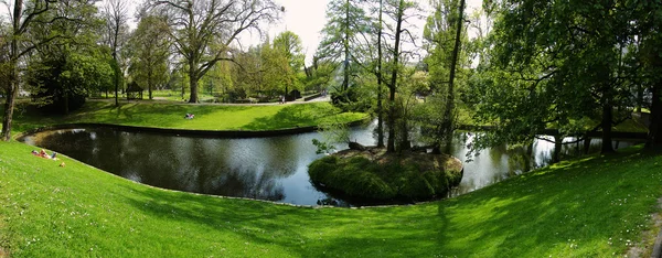 stock image Lake in the city park, panorama