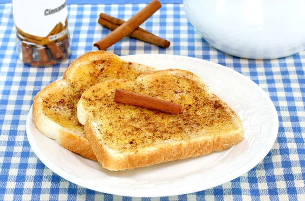 Коричный тост — стоковое фото