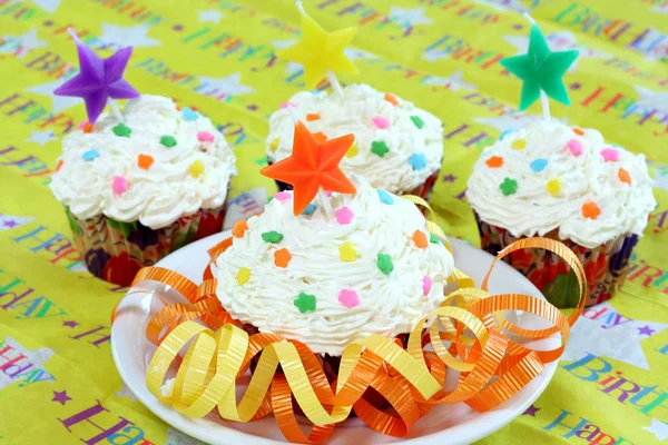 Sterren verjaardag cupcakes — Stockfoto