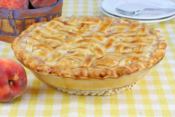 Peach Pie with Lattice Crust — Stock Photo, Image