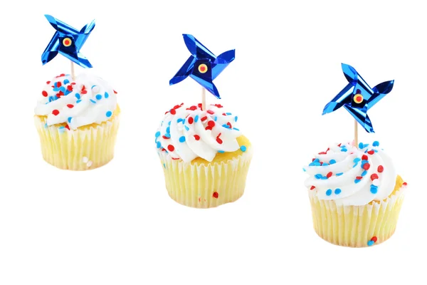 Cupcake patriottici su bianco con spazio copia . — Foto Stock