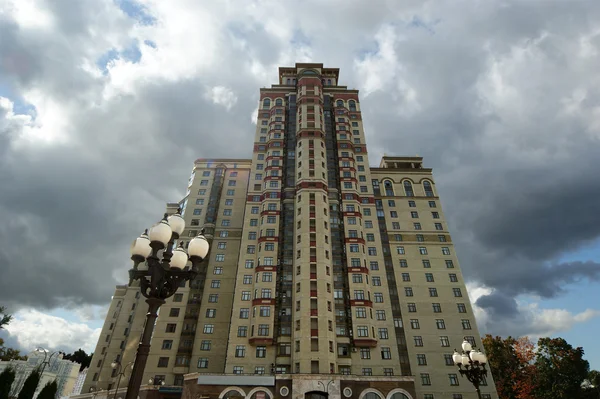 Hoge residentieel gebouw, Moskou — Stockfoto