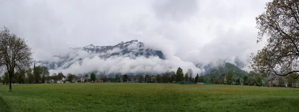 Zwitserland, interlaken, panoramisch uitzicht — Stockfoto
