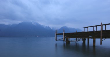 Cenevre Gölü ve Alpler Montreux, İsviçre şehirden görünüm