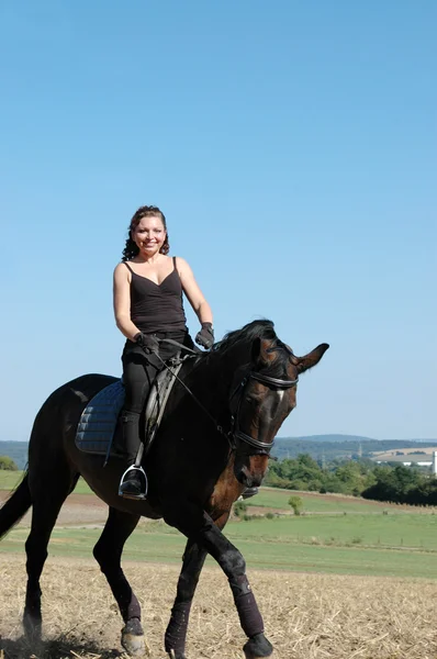 Equestrienne en paard. — Stockfoto