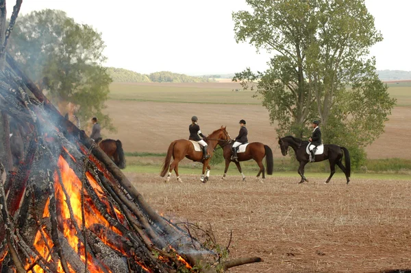 Fire and Riders. — Stock Photo, Image