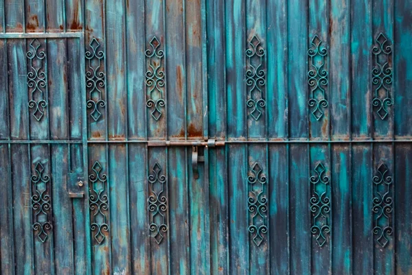 Gateway azul enferrujada — Fotografia de Stock