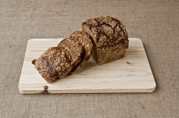 Ржаной хлеб и крупы — стоковое фото