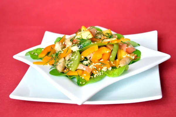 Salade groenten en rucola — Stockfoto
