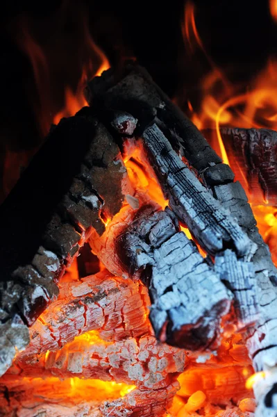 Bränna ner eld — Stockfoto