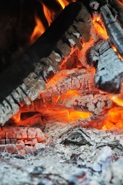 Burning down fire — Stock Photo, Image