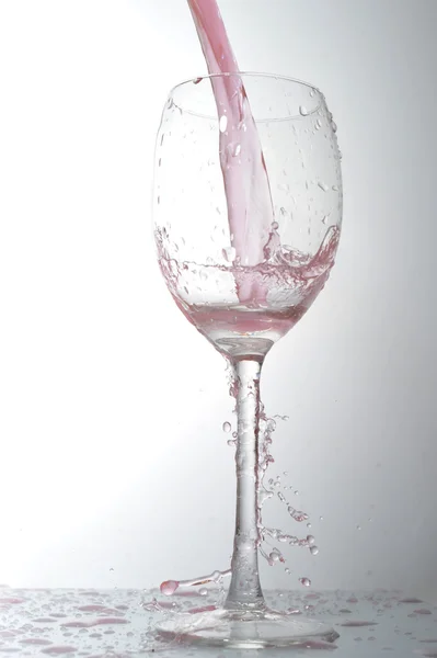 Liquido in vetro da vino — Foto Stock