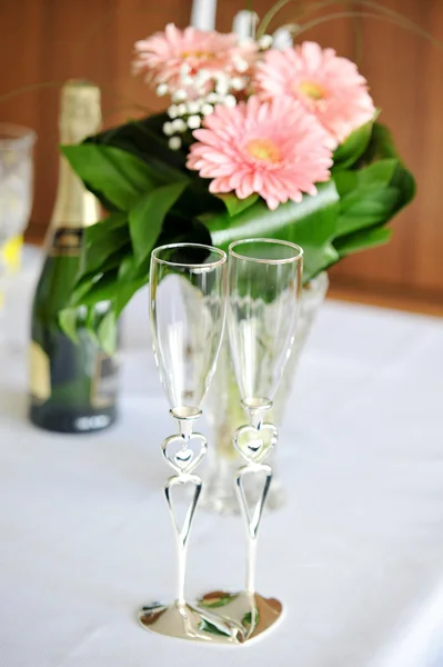 Champagne and gerbera — Stock Photo, Image