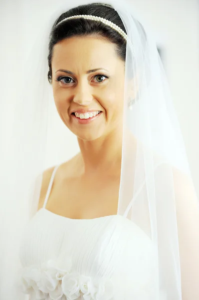 Portret van mooie bruid — Stockfoto