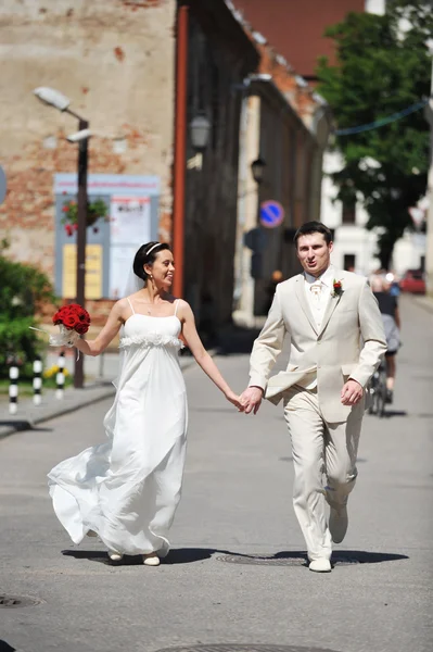 Bräutigam und Braut — Stockfoto