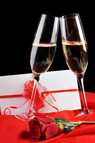 Champagne and letter — 图库照片