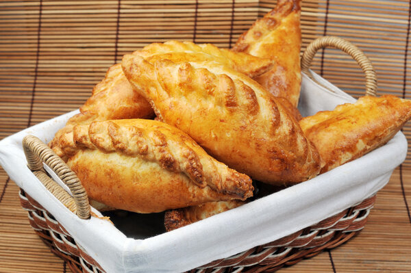 Пироги в корзине
