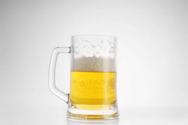 Beer in mug — Stock Photo, Image