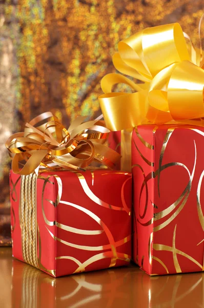 Red/gold gifts
