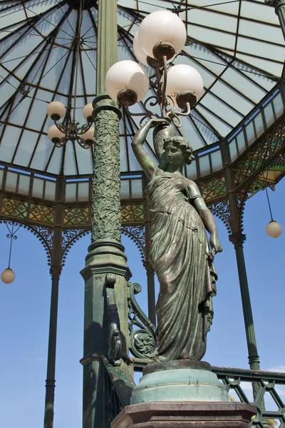 Caryatid 가로등, 나폴리 — 스톡 사진