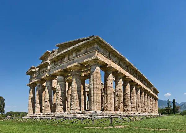 Athénin chrám, paestum, Itálie — Stock fotografie